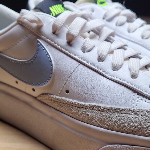 Womens Nike BLAZER LOW PLATFORM / 5.5 - Picture 5 of 10